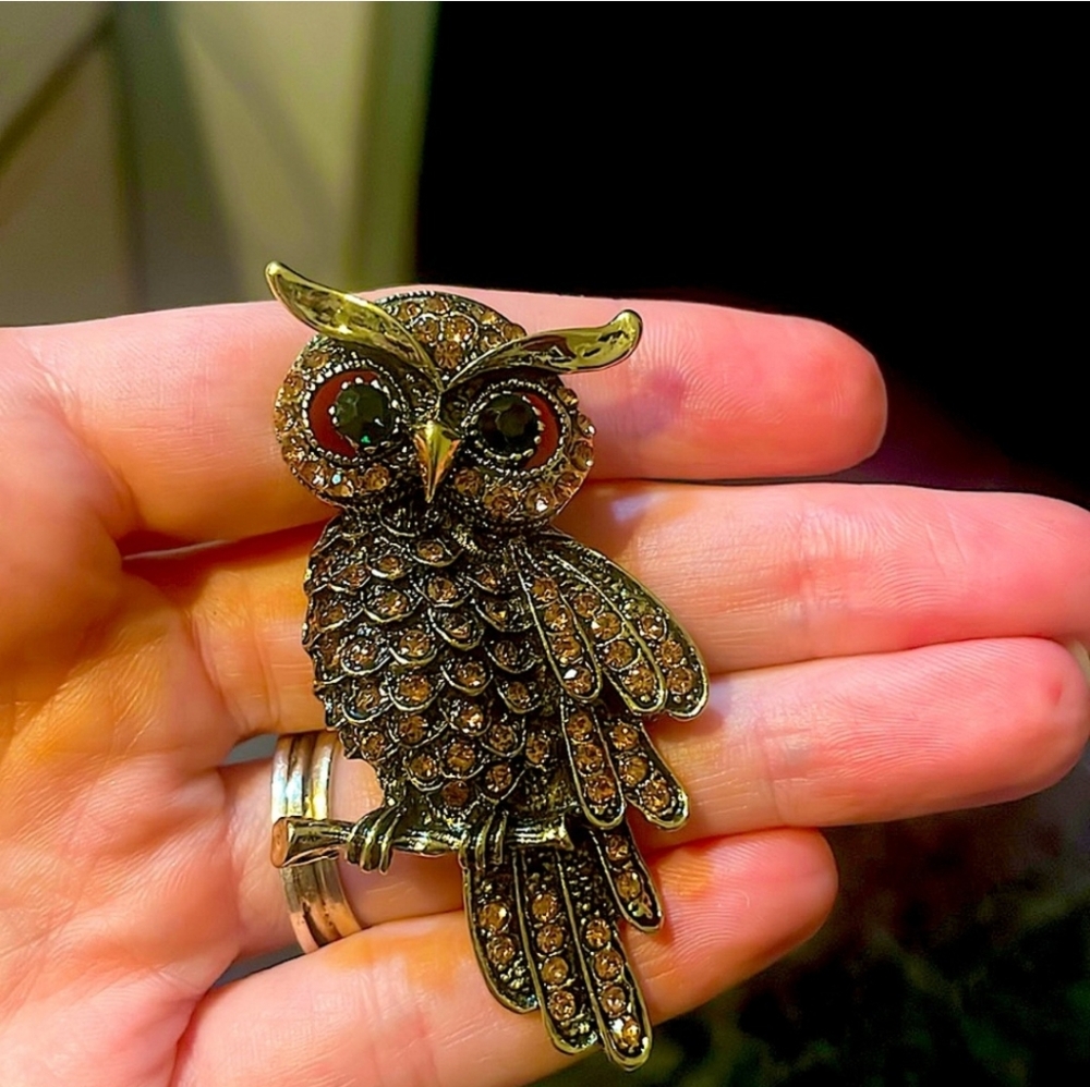 Bronze and brown rhinestone Owl Brooch
